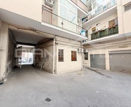 Garage Vecchia ognina leopardi guardia