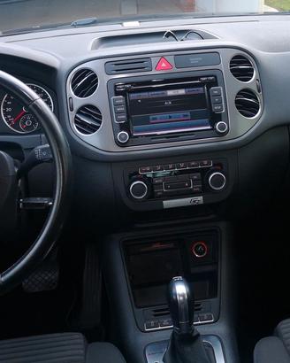 Autoradio per VW Tiguan con caricatore 5 CD