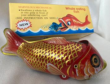 Gioco balena in latta vecchio stile