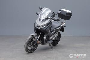 HONDA X-ADV 750
