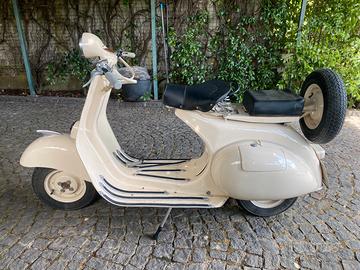 Piaggio vespa struzzo 150