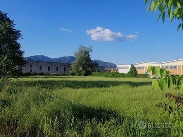 Terreno di 15000 m² a Terni