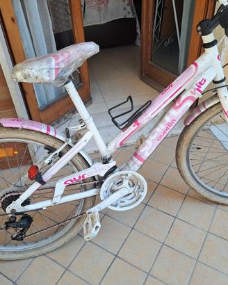 bicicletta ragazza