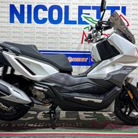 Scooter Sym Adx 300 Bianco a soli 112 al mese