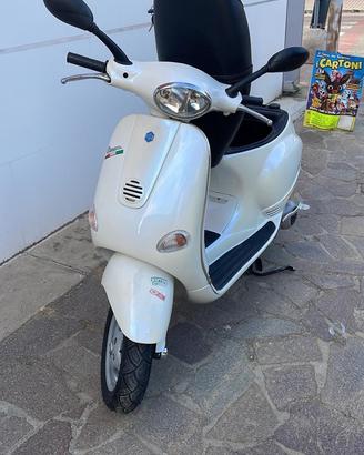 Vespa 125