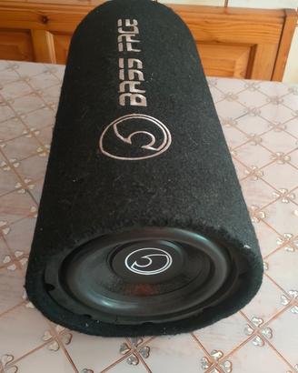 Amplificatore e subwoofer per Auto