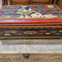 scatola di latta vintage