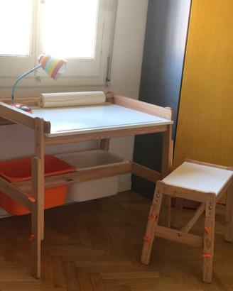 Scrivania e panca per bambini e ragazzi
