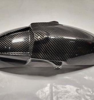 PARAFANGO ANTERIORE IN FIBRA DI CARBONIO PER BMW S