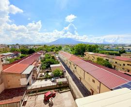 2 LOCALI A NAPOLI