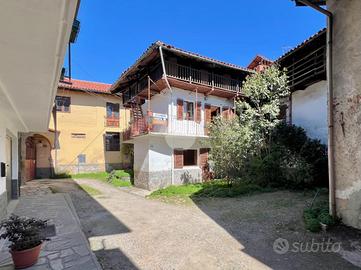 CASA SEMINDIPENDENTE A BALANGERO