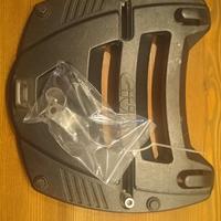 piastra bauletto moto GIVI