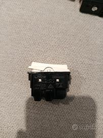 Living Now Interruttore 2P 16Ax Bianco

