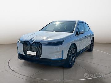 BMW iX xdrive40