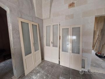 Porte interne di legno antiche