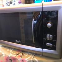 Microonde Whirpool digitale