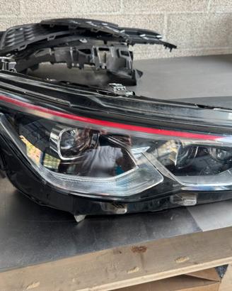 Faro anteriore destro iq light golf gti