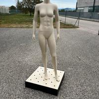 Manichino donna