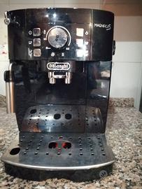 Macchina per caffè automatica