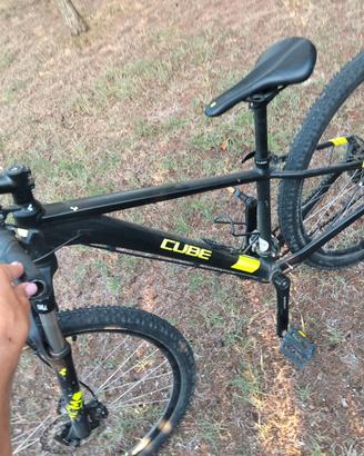 Cube aim ex 2021  bici
