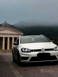 Volkswagen Golf 7 R-Line 2.0 TDI 150 CV