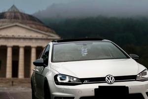 Volkswagen Golf 7 R-Line 2.0 TDI 150 CV