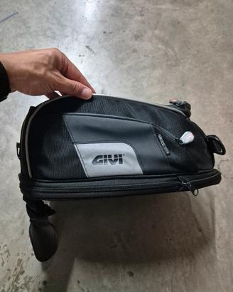 borsa  moto serbatoio givi
