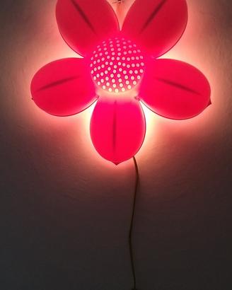 Lampada da muro disegno fiore