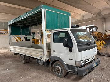 Nissan cabstar cassone lungo centina alza abbas