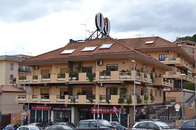 Appartamento monolocale palazzo co/eurospar