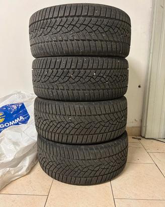 4 gomme invernali Goodyear UltraGrip Performance+