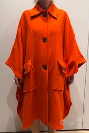 Poncho mantella Pinko