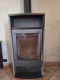 STUFA A LEGNA THORMA MOD. ALVESTA