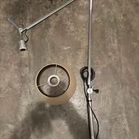 Lampada da tavolo Tolomeo con attacco scrivan