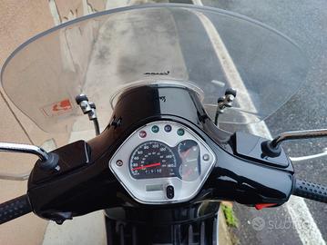 Vespa piaggio GTS 300 del 2009