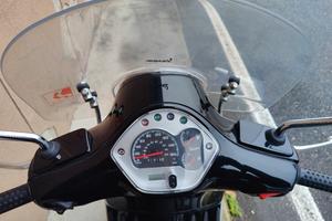 Vespa piaggio GTS 300 del 2009