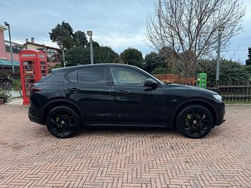Alfa Romeo Stelvio 2.2 Turbodiesel 210 CV AT8 Q4 E