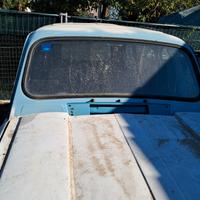 Renault 4 uso ricambi
