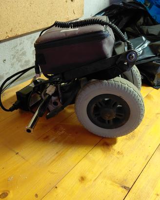 propulsore elettrico per carrozzina disabili