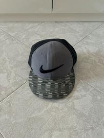 Cappellino Nike snapback grigio/nero unisex