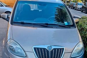 Auto Lancia Musa GPL