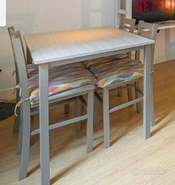 Tavolino con 4 sedie