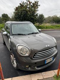 Mini COOPER D COUNTRYMAN