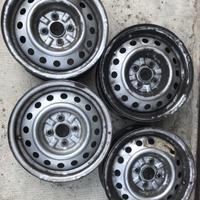 4 cerchi ferro 14" come nuovi 14R 14 pneumatici