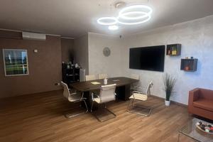 Locale commerciale ad uso ufficio