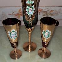 Tre bicchieri vintage in vetro di murano