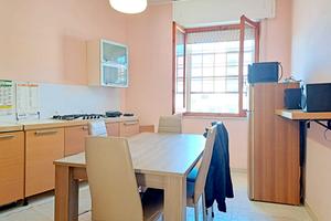 Centro- Appartamento al piano primo con cortile