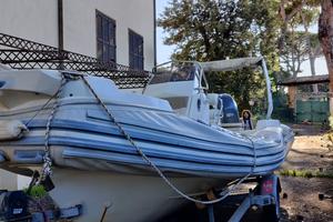 Gommone a chiglia rigida Lomac 710 IN 2012 Lunghez