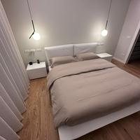 LETTO MATRIMONIALE IN VERA PELLE