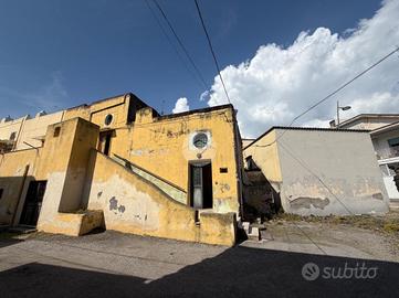 CASA DI CORTE A SCAFATI
